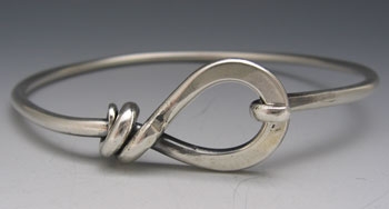Hook & Loop Bracelet (B10)